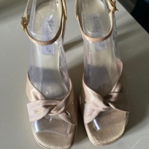 Colorifics Women's Gold Tone Shoes 7.5M - Picture 6 of 15